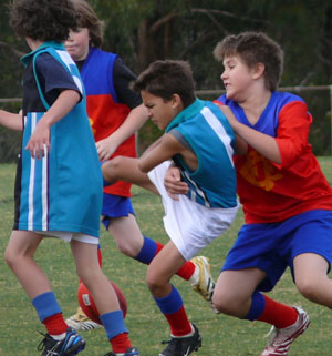 players going for the ball